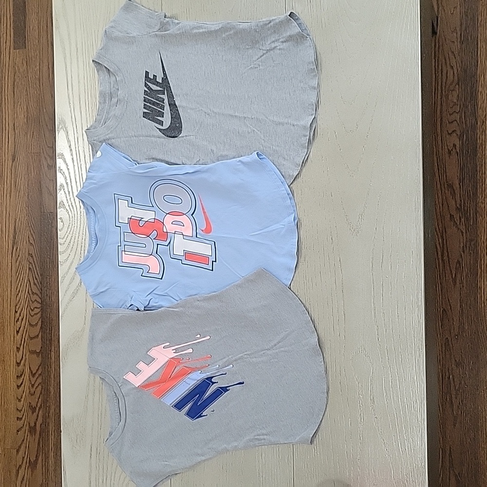 Nike shirt bundle